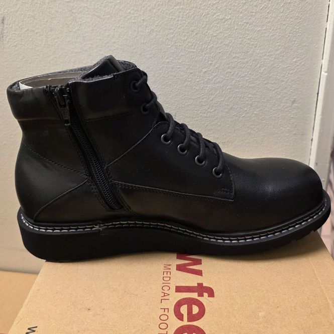 Huvudbild New Feet Känga med dragkedja, svart