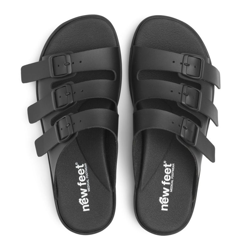 New Feet Slippers med tre remmar, svart